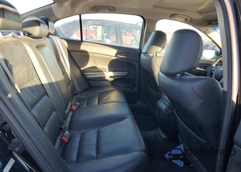 2010 Honda Accord Exl z USA, uszkodzony, nr VIN 1HGCP3F89AA026813